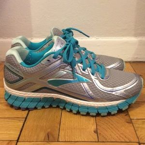 Brooks GTS Running Sneaker